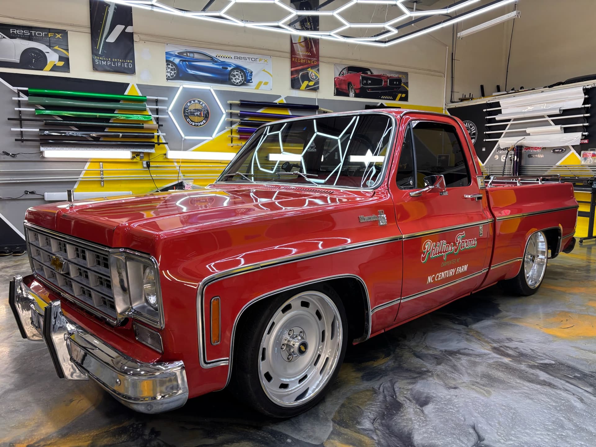 Completed vehicle work from the KAR FX Customs gallery 13